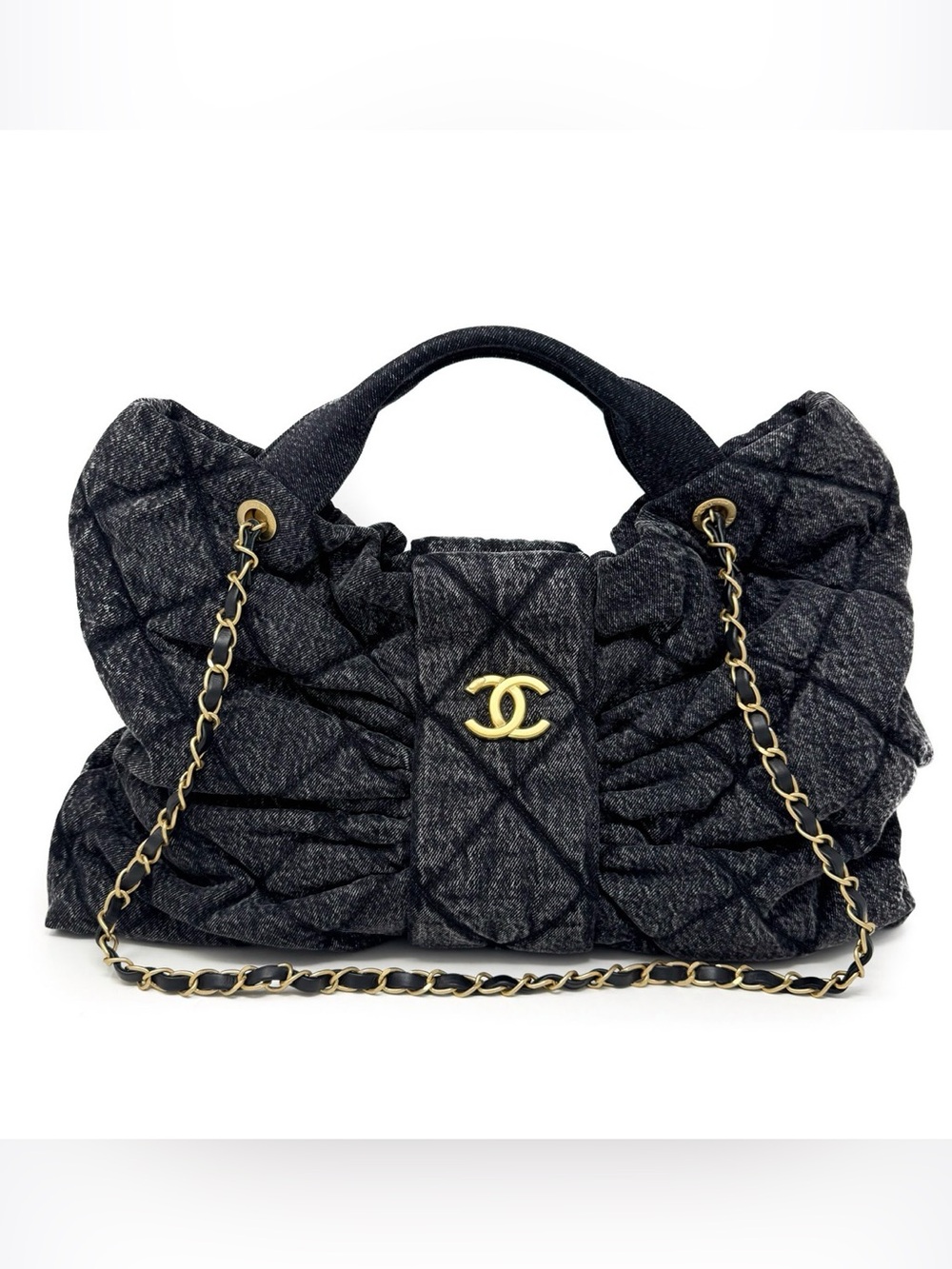 Chanel Maxi Black Washed Denim Bow Bag - Picture 2 of 12